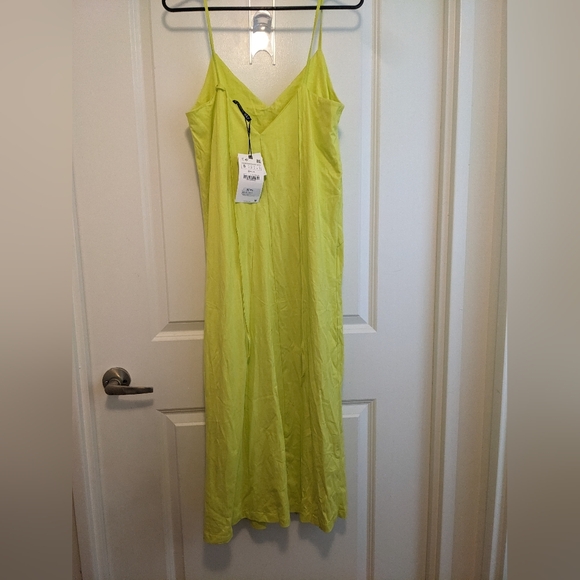 Zara dress - Picture 2 of 5